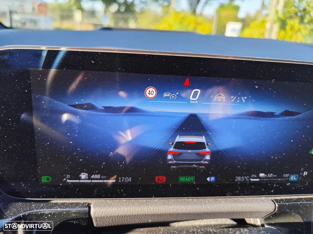 Mercedes-Benz GLA 250 e AMG Line - 15