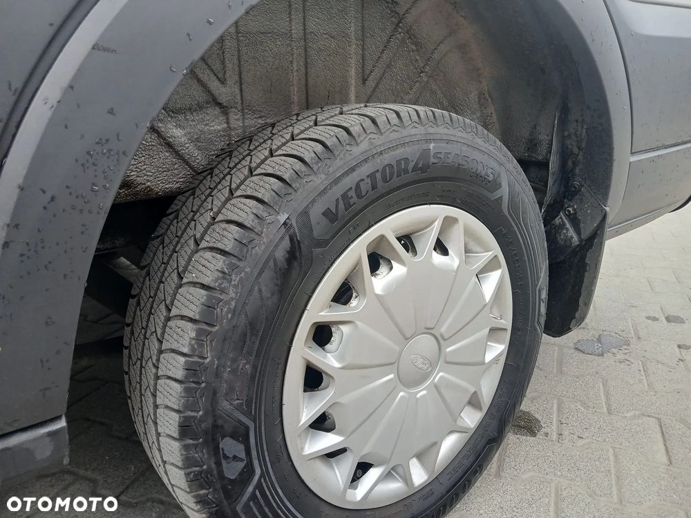 Ford TRANSIT - 11