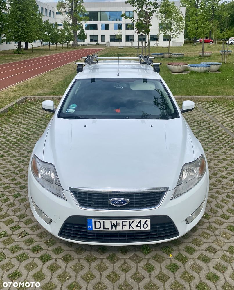 Ford Mondeo 1.6 Ambiente - 2
