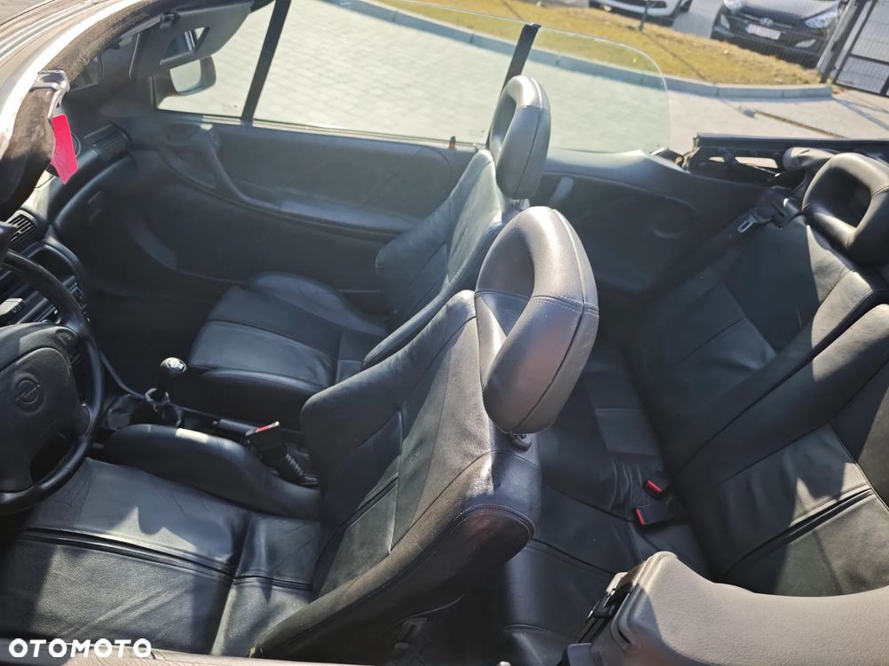 Opel Astra 1.6 GT - 10