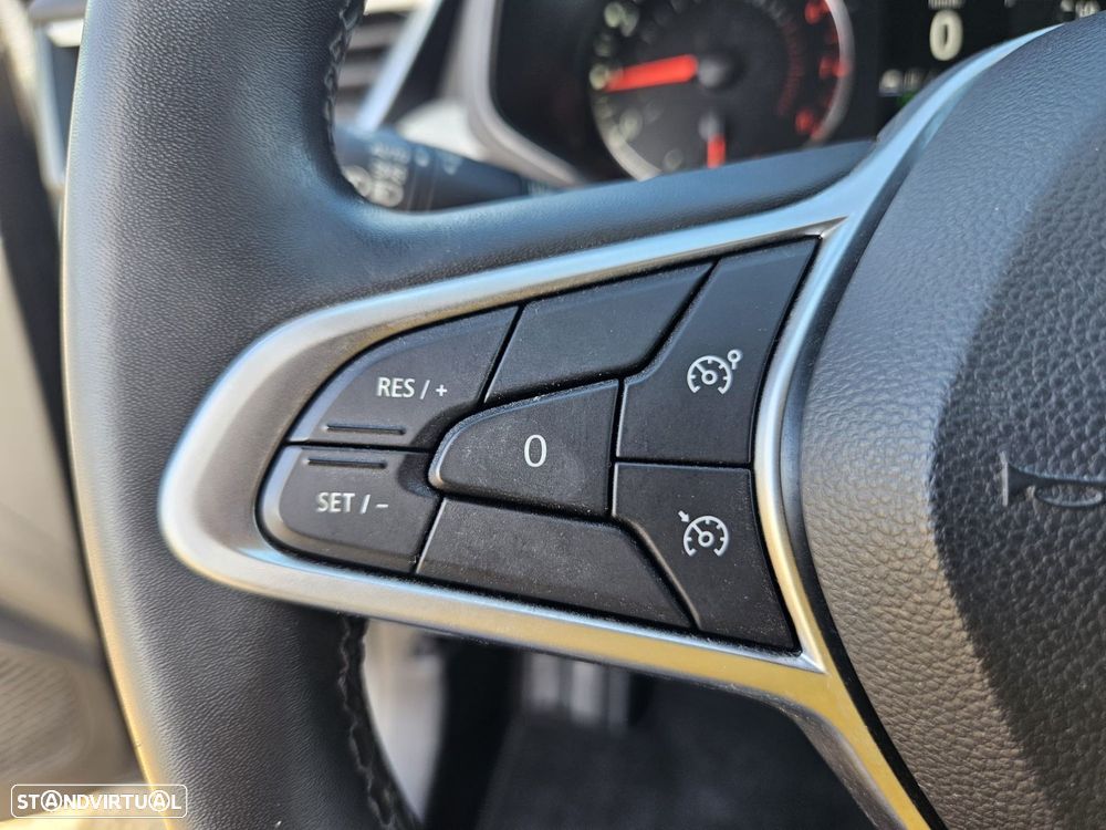 Renault Clio 1.0 TCe Evolution - 34