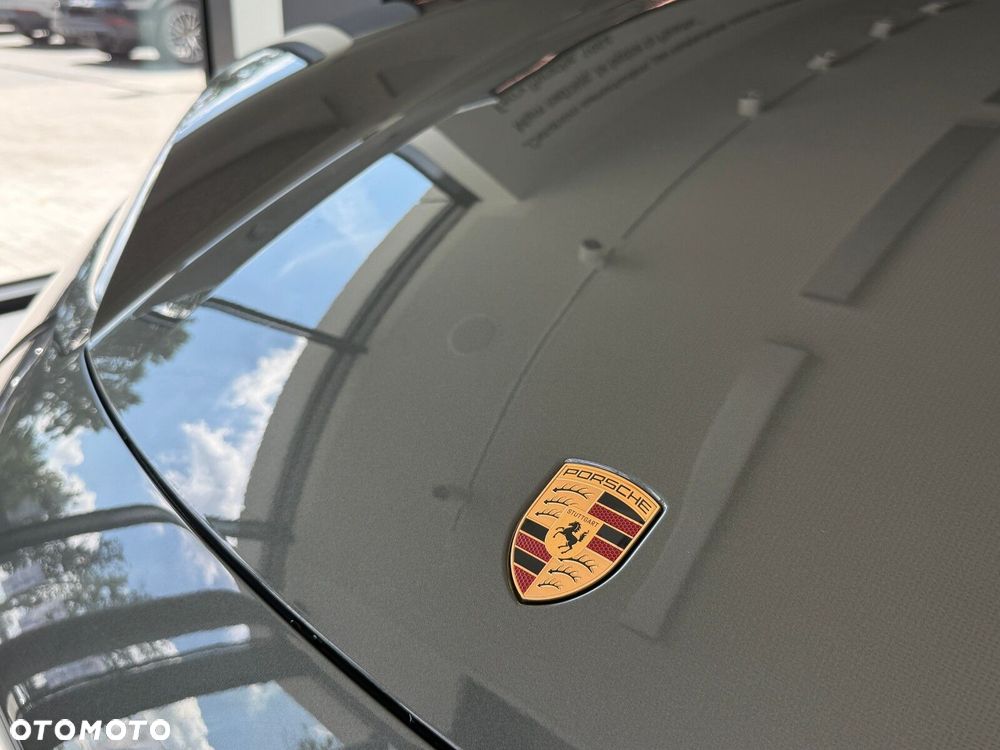 Porsche Macan - 8