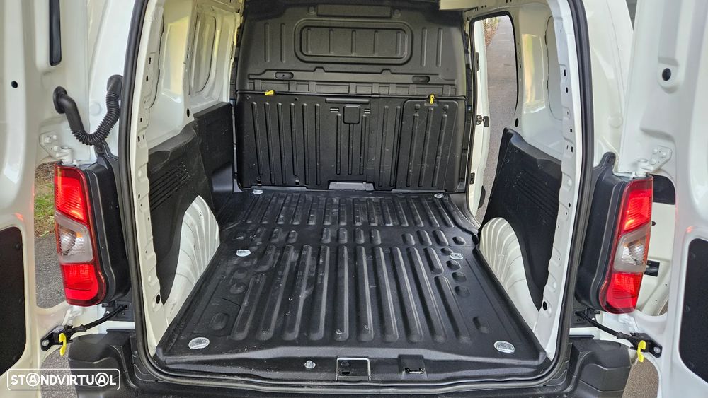 Peugeot Partner Diesel 1.6 BlueHDi L1 Premium IVA dedutível - 27