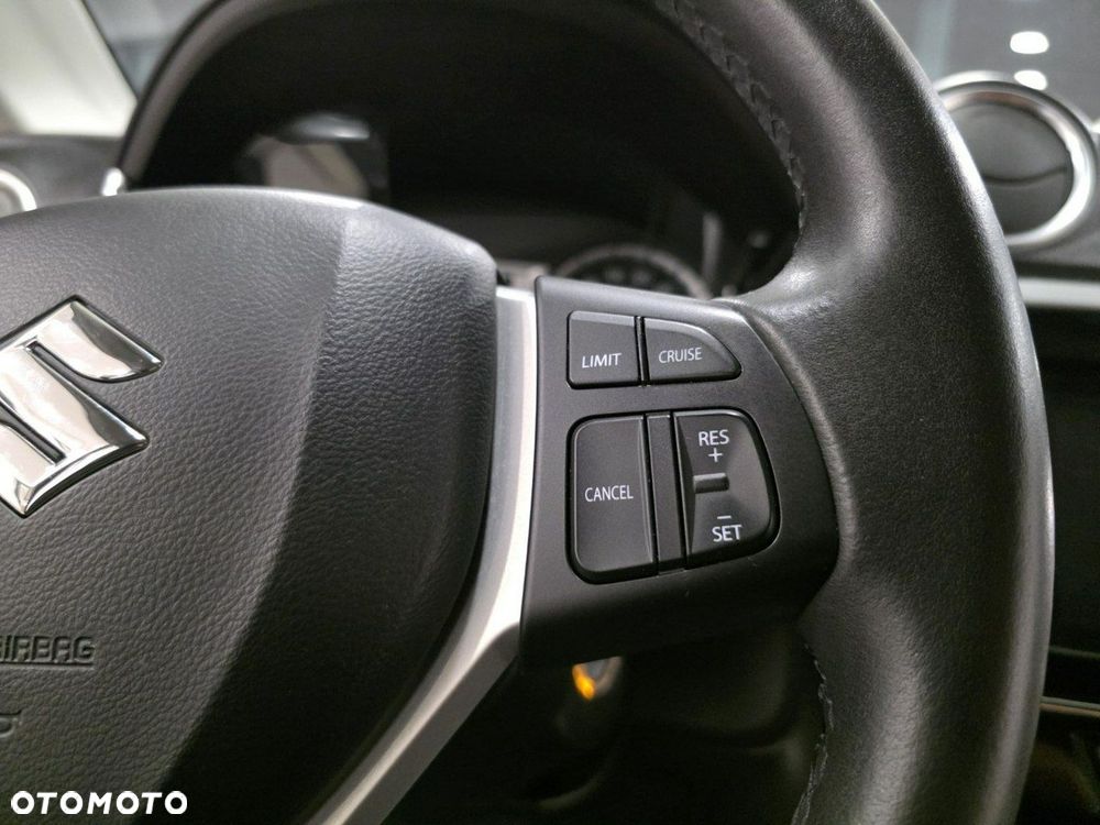 Suzuki Vitara 1.6 (4x2) Comfort+ - 23
