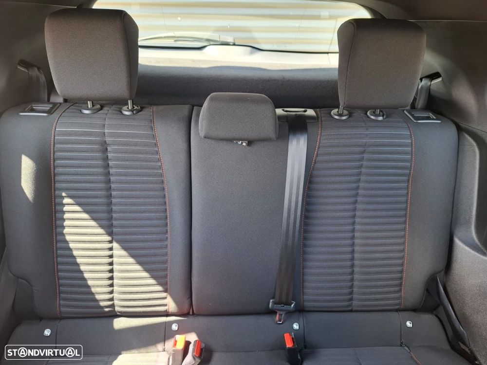 Peugeot 2008 1.2 PureTech Active Pack - 24