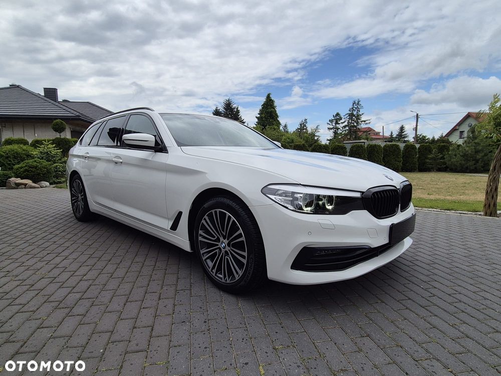 BMW Seria 5 518d Sport Line - 16