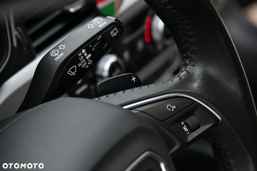 Audi A4 Avant 2.0 TDI Sport S tronic - 27