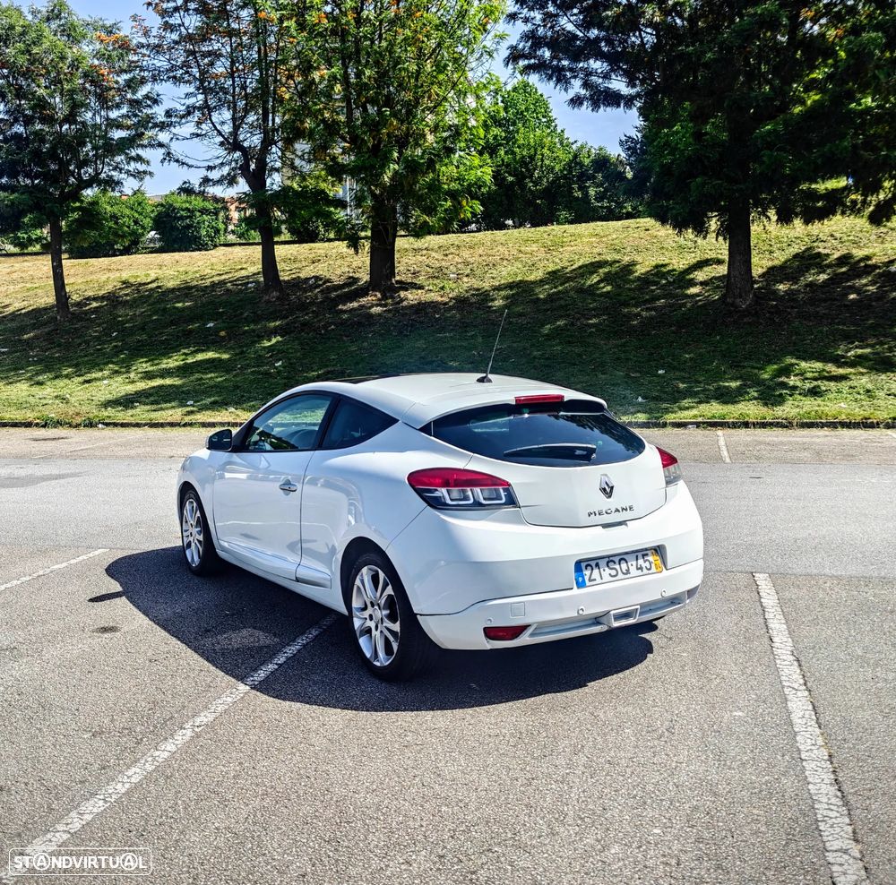 Renault Mégane Coupe Energy dCi 110 FAP Start & Stop GT Line - 27