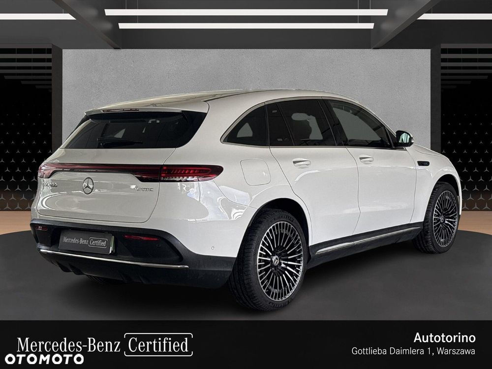 Mercedes-Benz EQC - 5