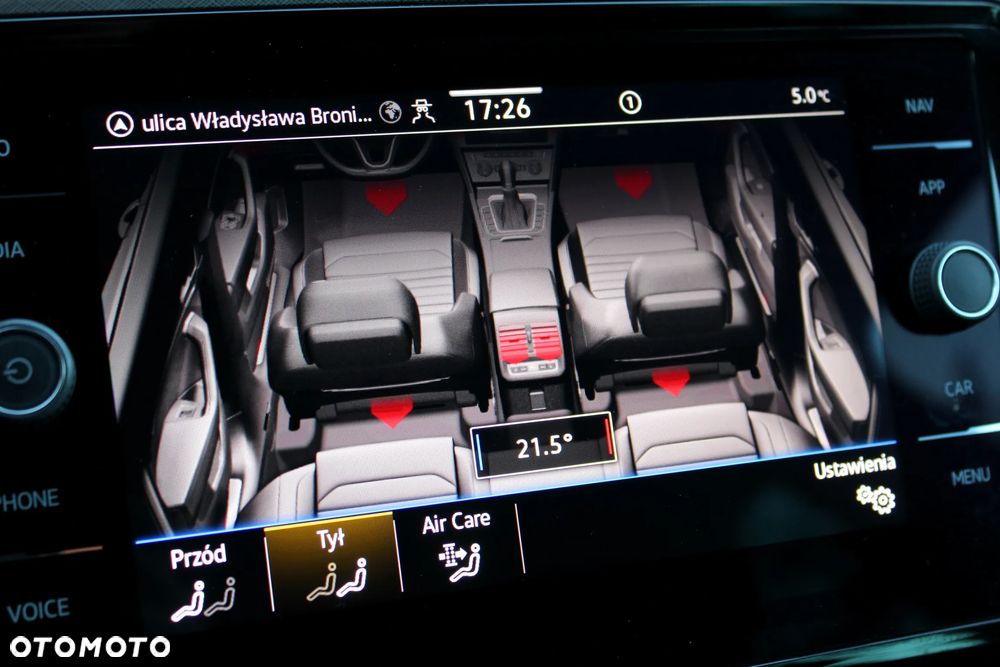Volkswagen Passat - 16