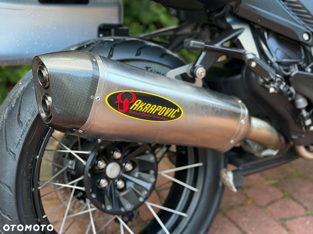 Honda VFR - 30