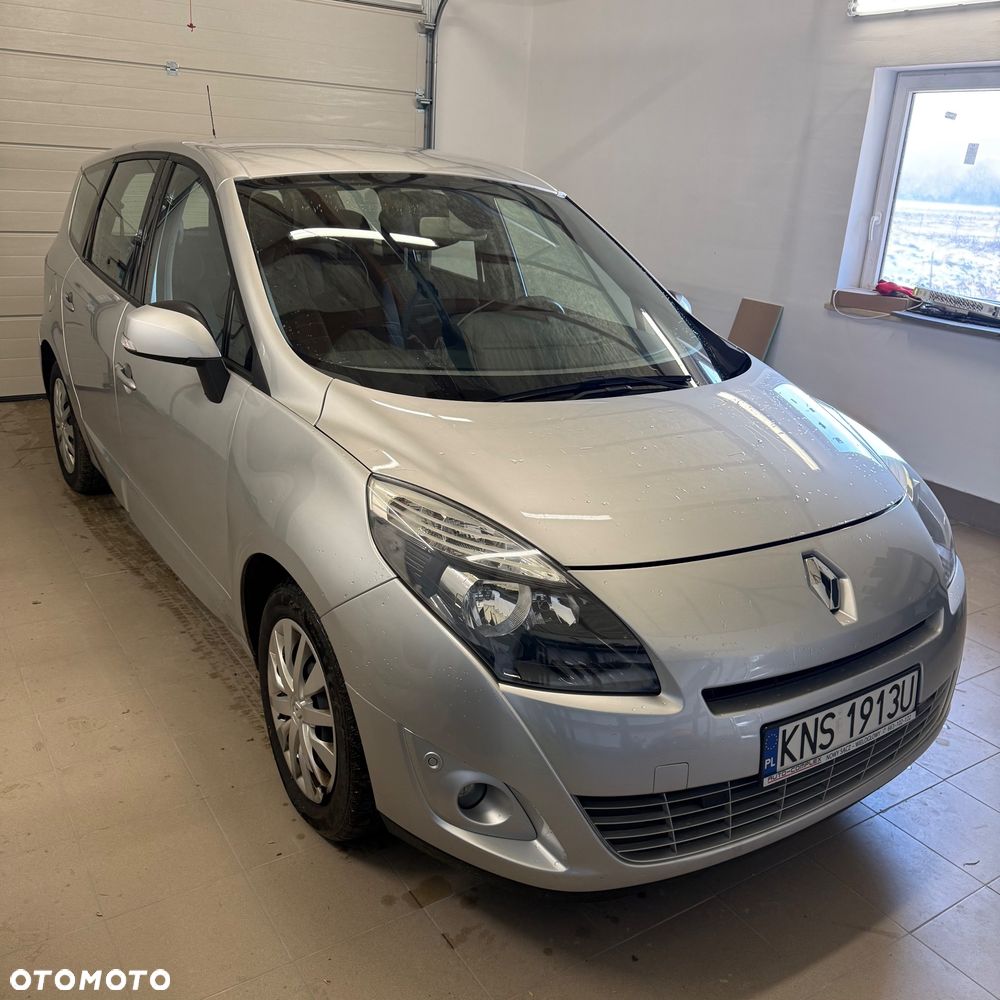 Renault Grand Scenic Gr 1.4 16V TCE Bose Edition - 2