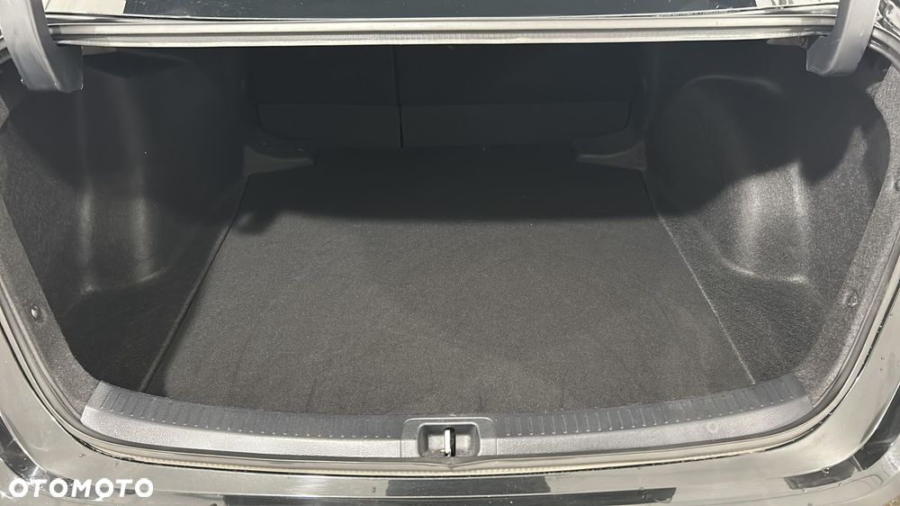 Toyota Corolla 1.8 Hybrid GPF Active - 12