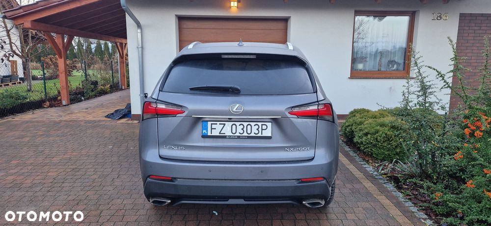 Lexus NX 200t Comfort AWD - 2