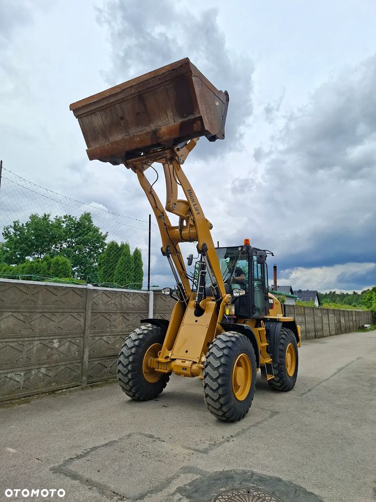 Caterpillar CAT 914 M - 15