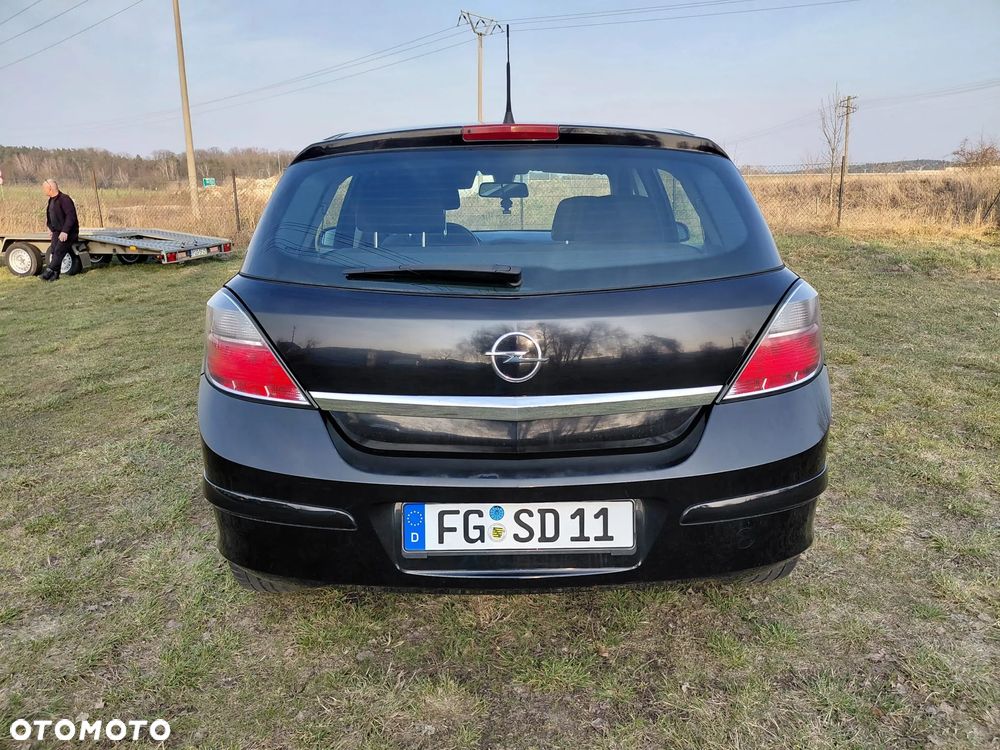 Opel Astra - 32