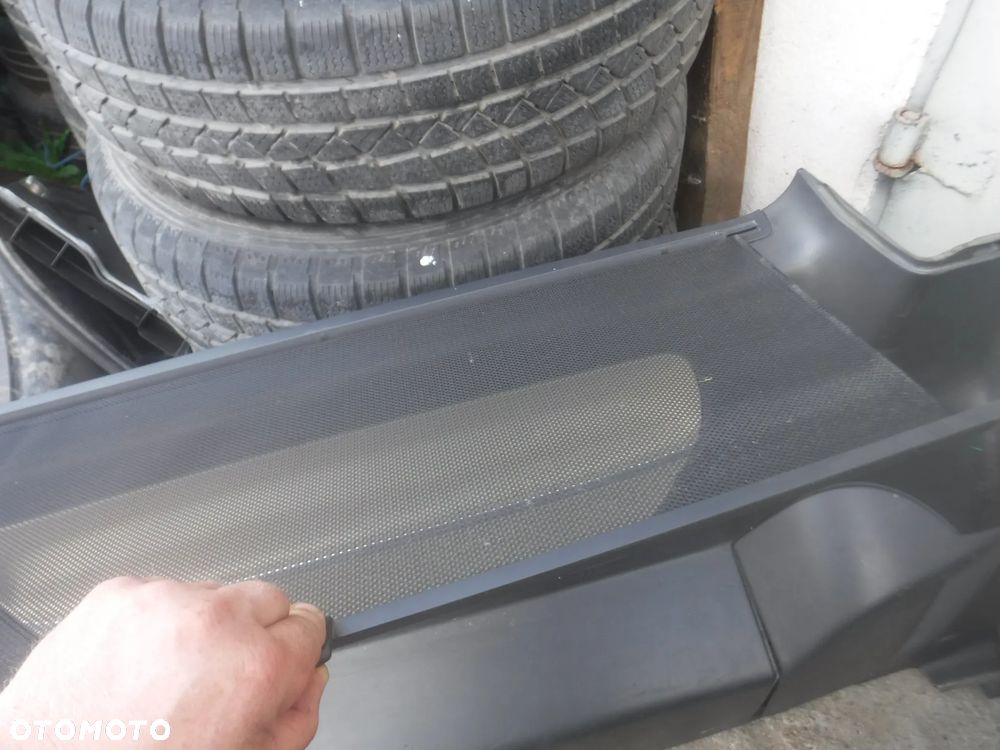 Vw T5 Lift T6 multivan fotele siedzenia grzane  kanapa skory stolik przekladka 2 X drzwi boczki roletki kpl - 11