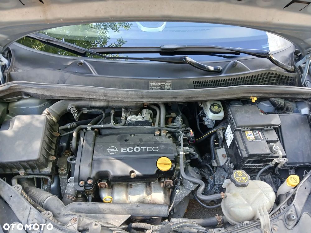 Opel Corsa 1.2 16V - 29