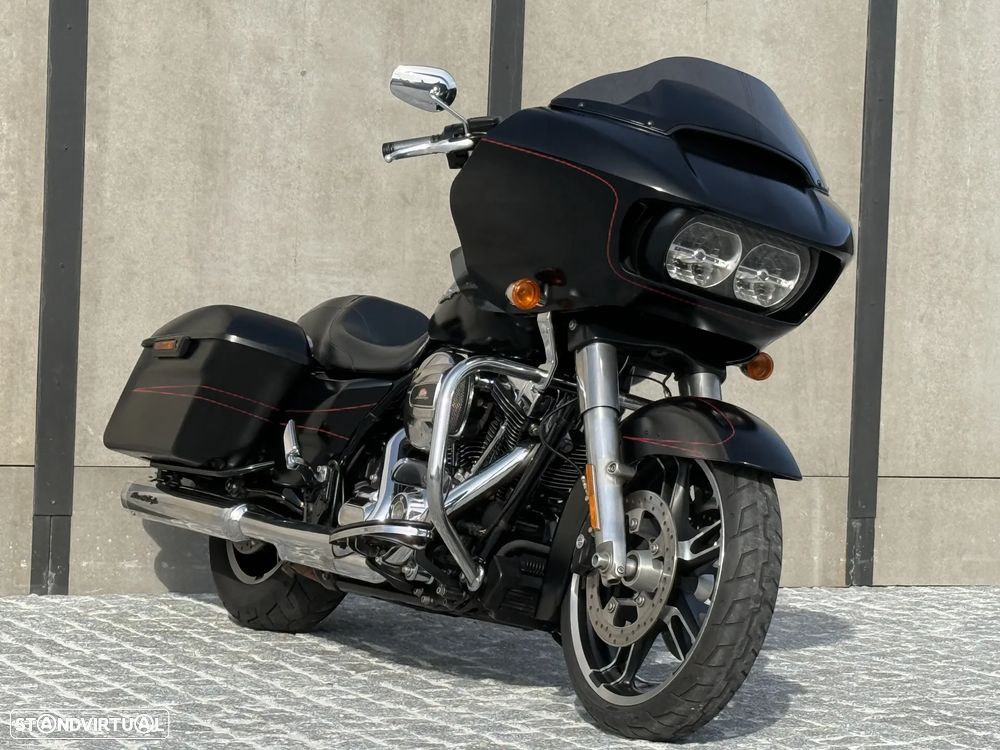 Harley-Davidson FLT Road Glide Special | Black Denim - 9
