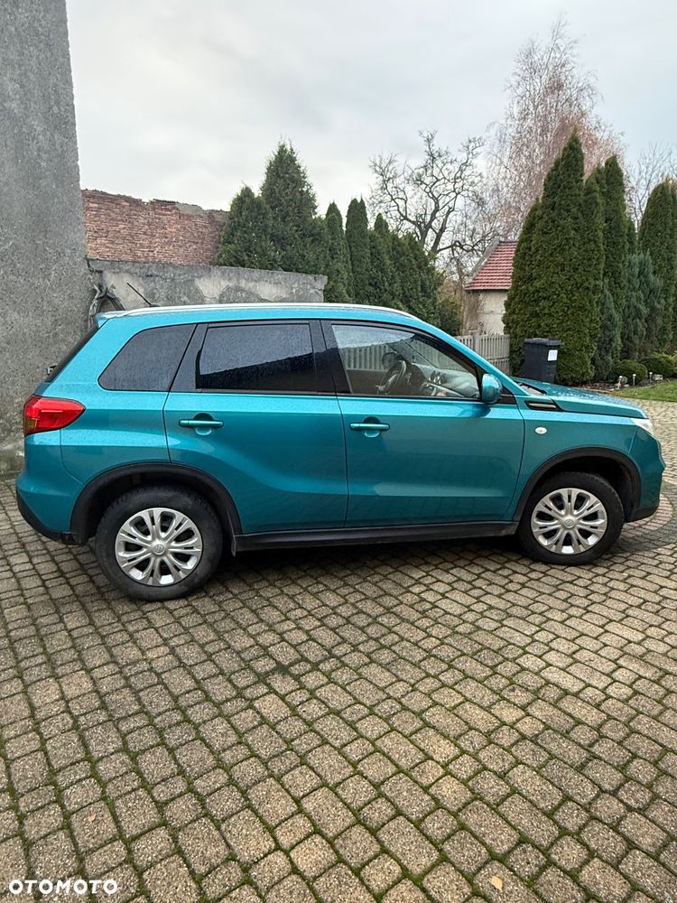 Suzuki Vitara 1.6 Comfort 2WD - 19