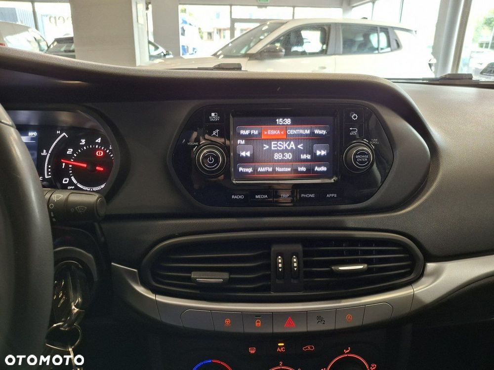Fiat Tipo 1.4 16v Street - 16