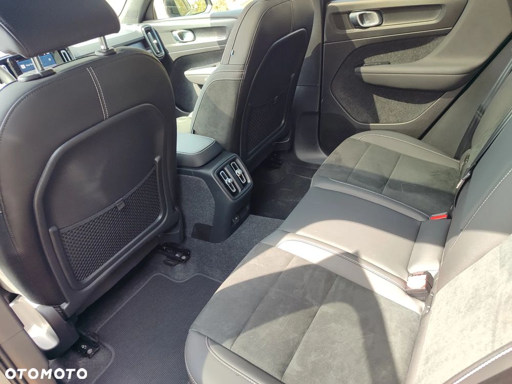 Volvo C40 Recharge Twin Motor Plus - 12