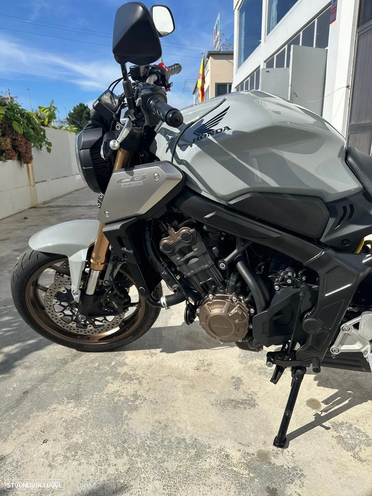 Honda CB - 2