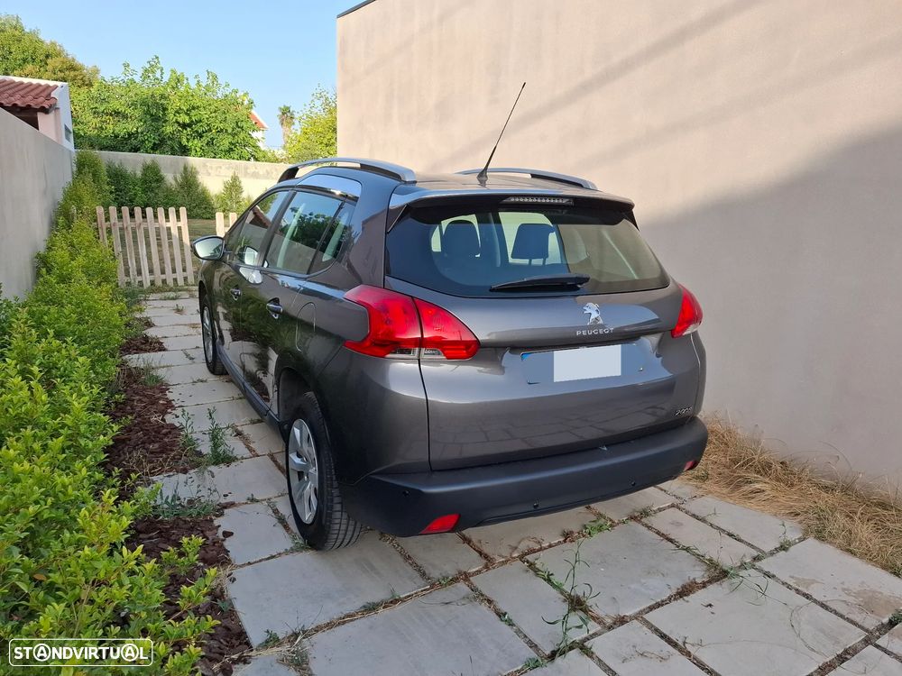 Peugeot 2008 - 4