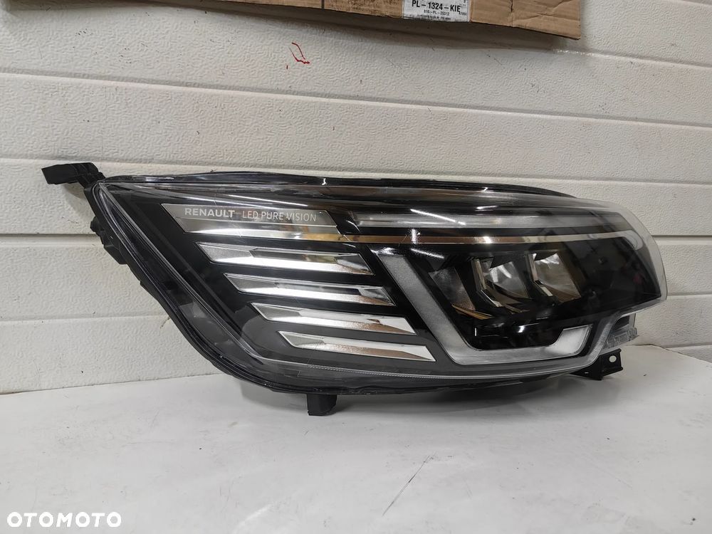 Renault Trafic IV Lampa przednia prawa - 3