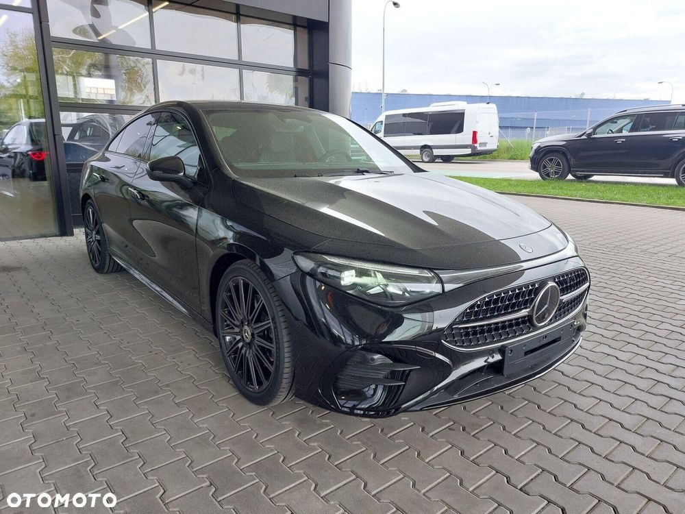 Mercedes-Benz CLA - 2