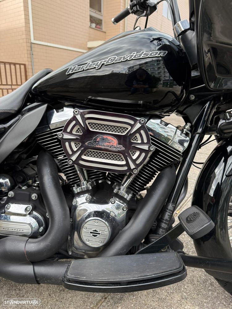Harley-Davidson Road Especial - 2