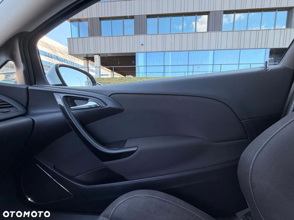 Opel Astra 1.4 T Enjoy - 13