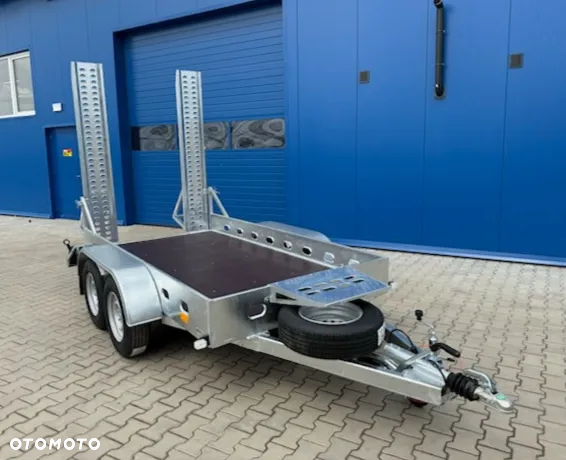 Rydwan do transportu mini koparki,