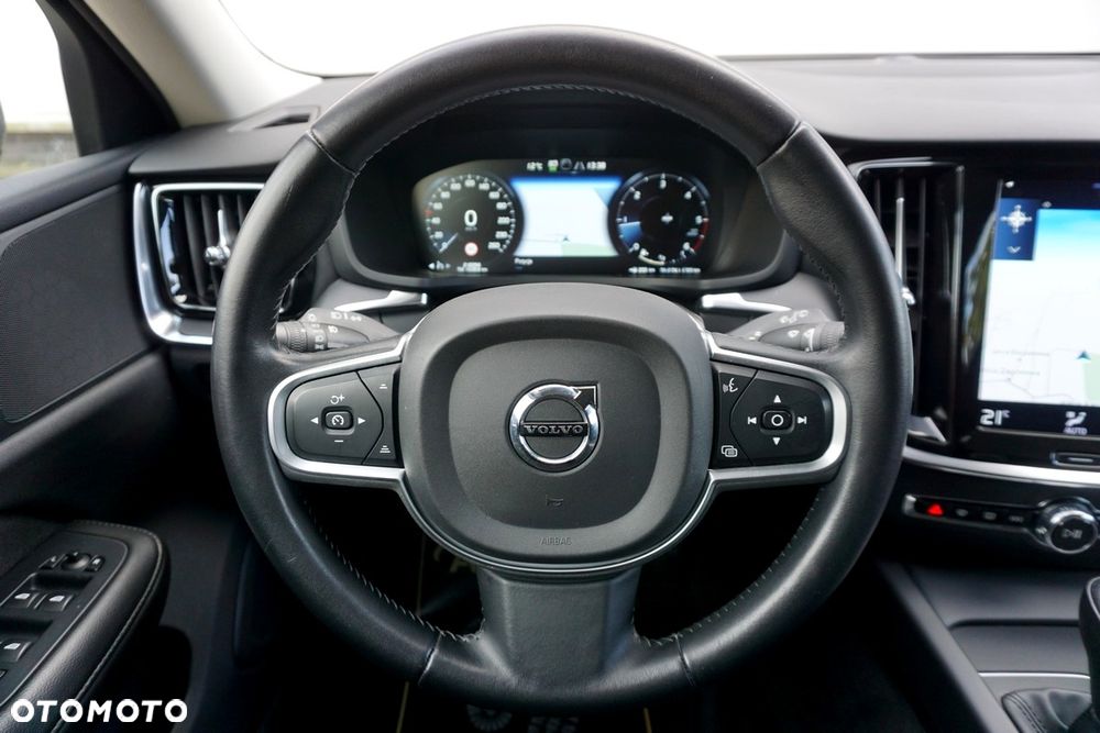 Volvo V60 D3 Summum - 26