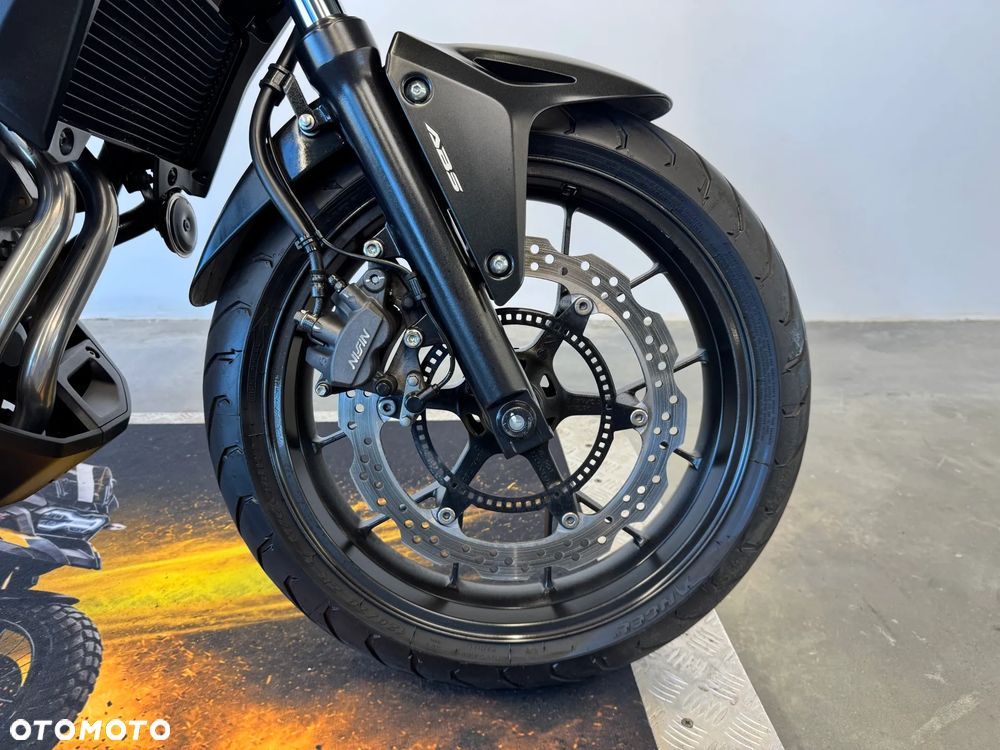 Honda CB - 8