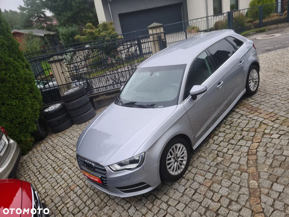 Audi A3 Sportback 1.6 TDI - 10