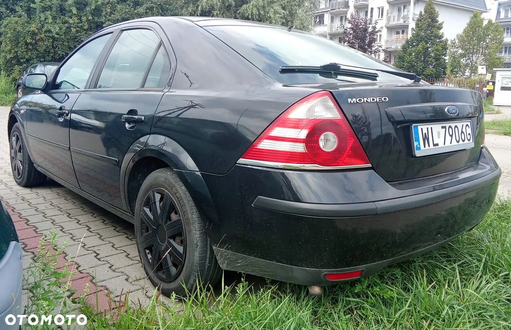 Ford Mondeo 1.8 Trend - 2