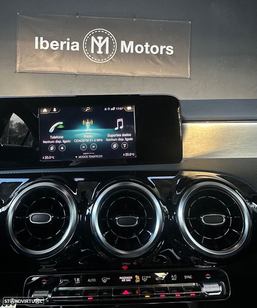 Mercedes-Benz A 200 AMG Line - 24