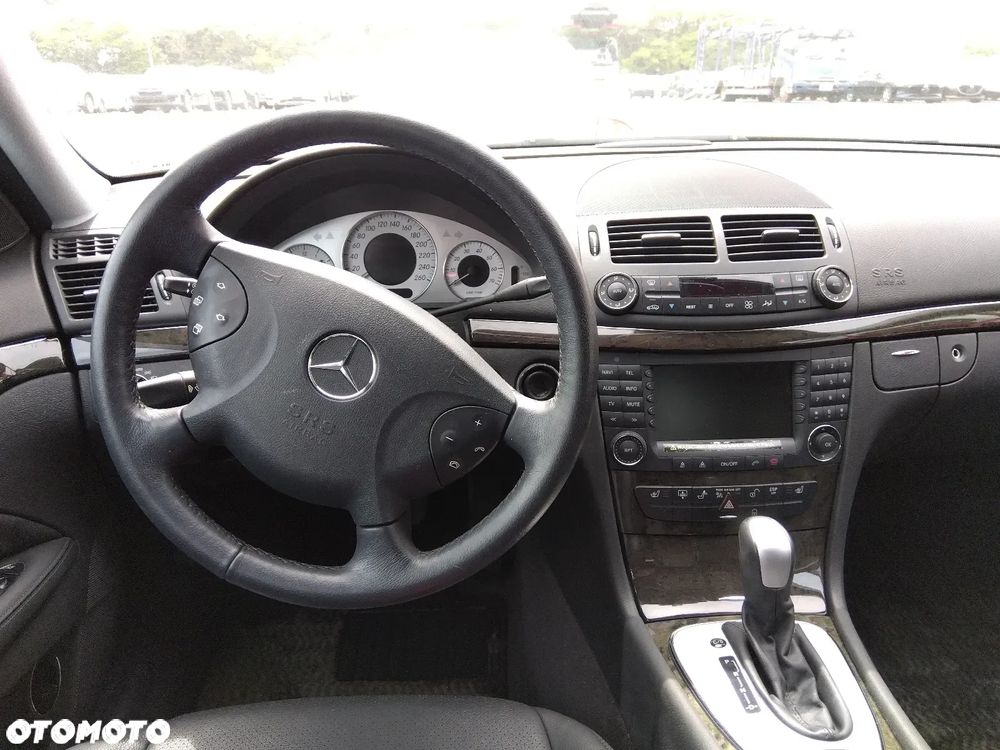 Mercedes-Benz Klasa E 350 4-Matic Avantgarde - 7