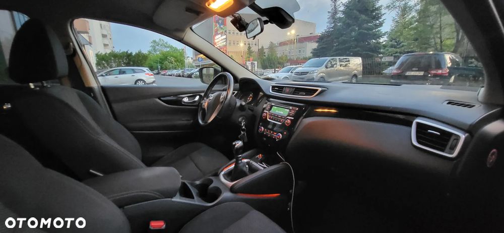 Nissan Qashqai 1.6 DCi 4x4 Acenta - 11