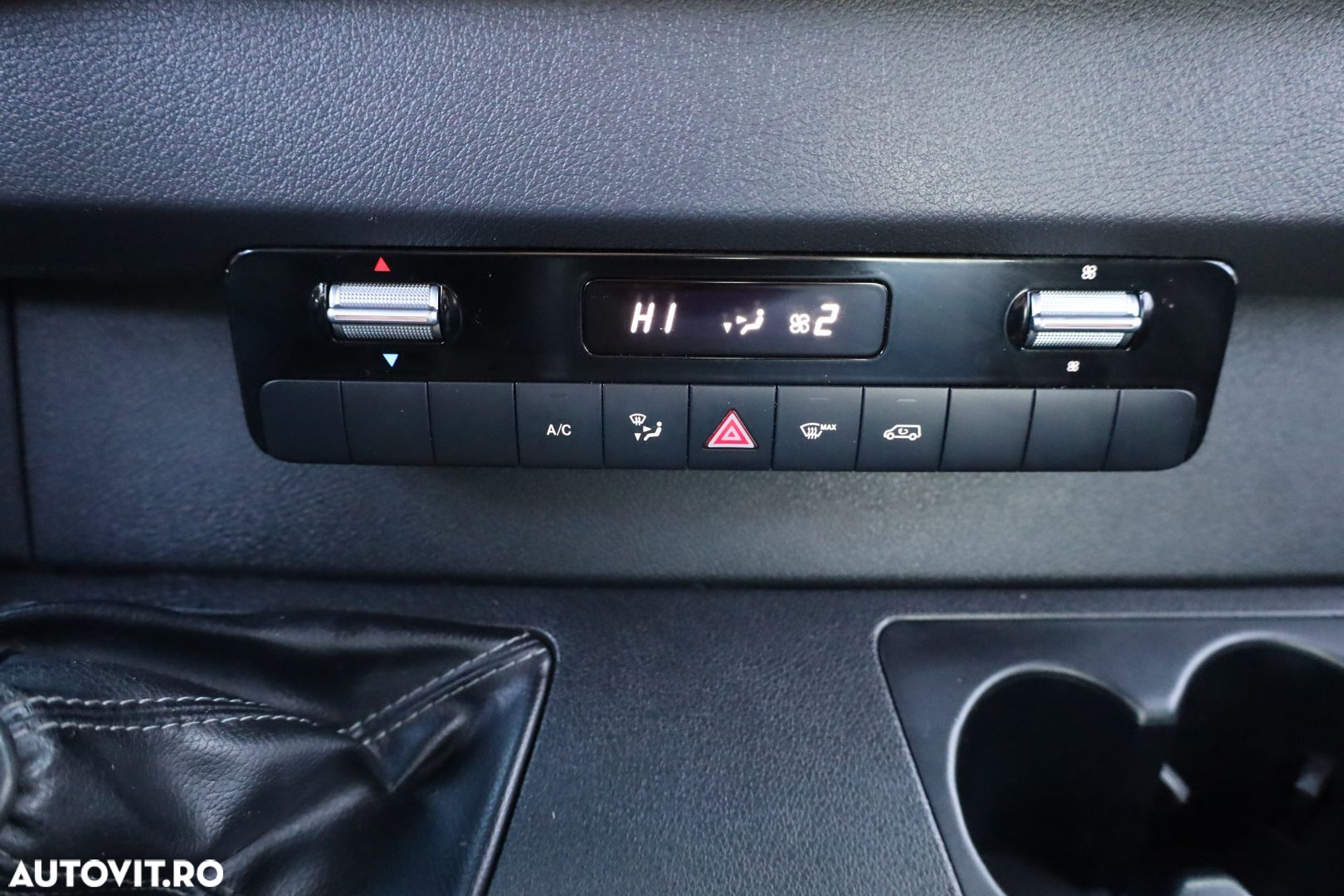Mercedes-Benz Sprinter - 19