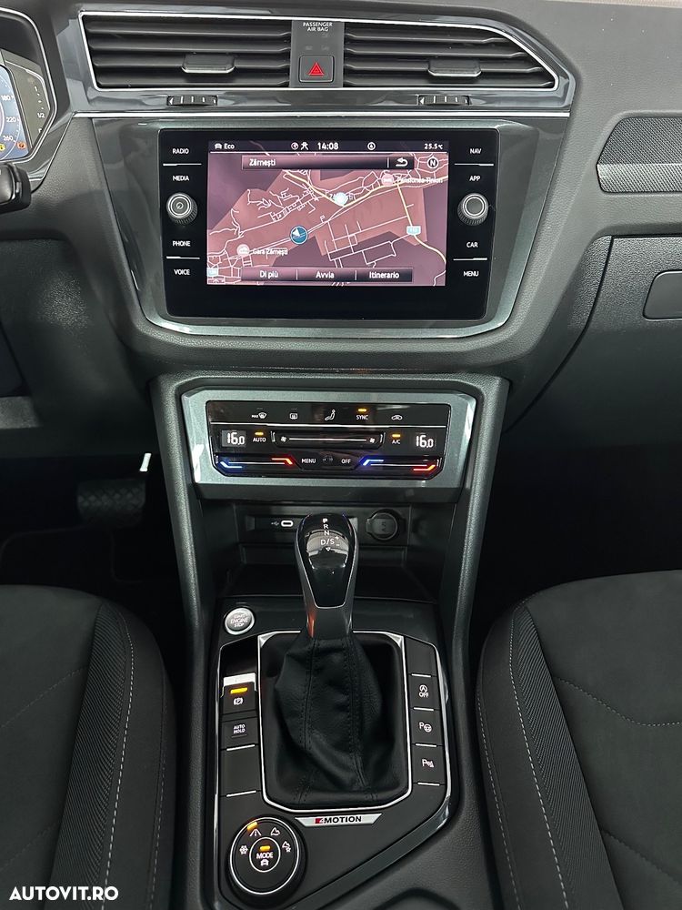 Volkswagen Tiguan 2.0 TDI SCR 4MOTION DSG Elegance - 19