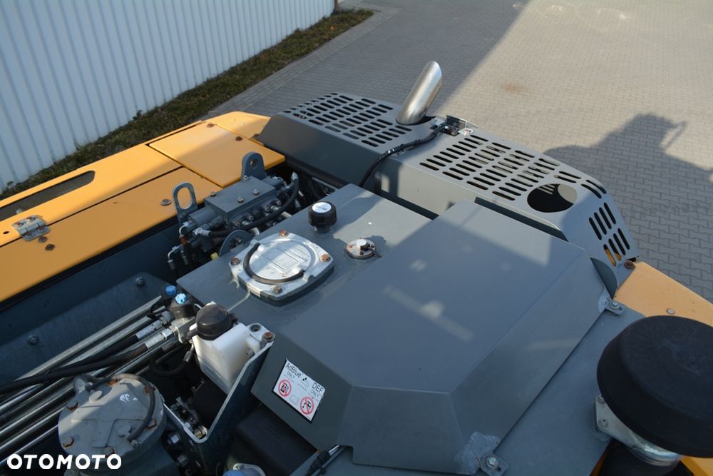 Liebherr A 918 Litronic / STAN PERFEKT / 18T / JAK NOWA / - 24