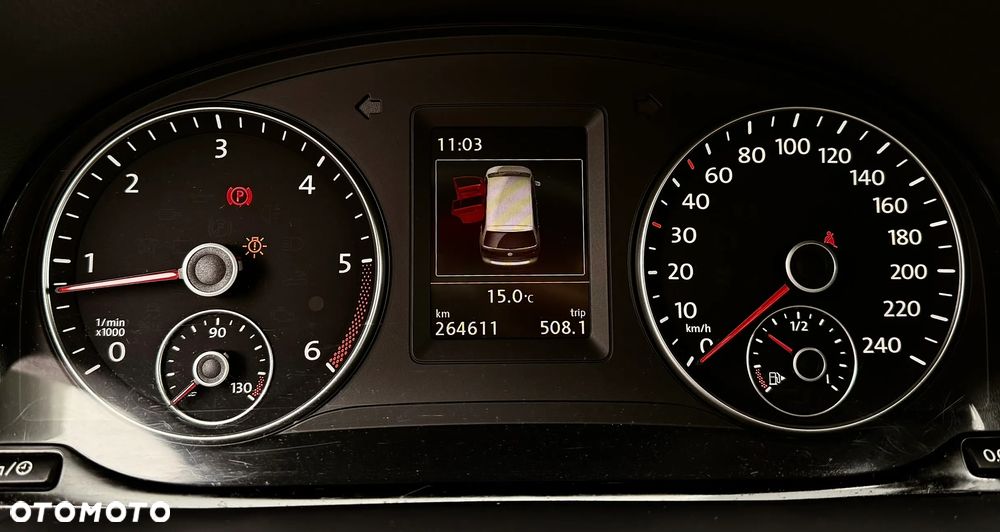 Volkswagen Touran 2.0 TDI DPF Comfortline - 13
