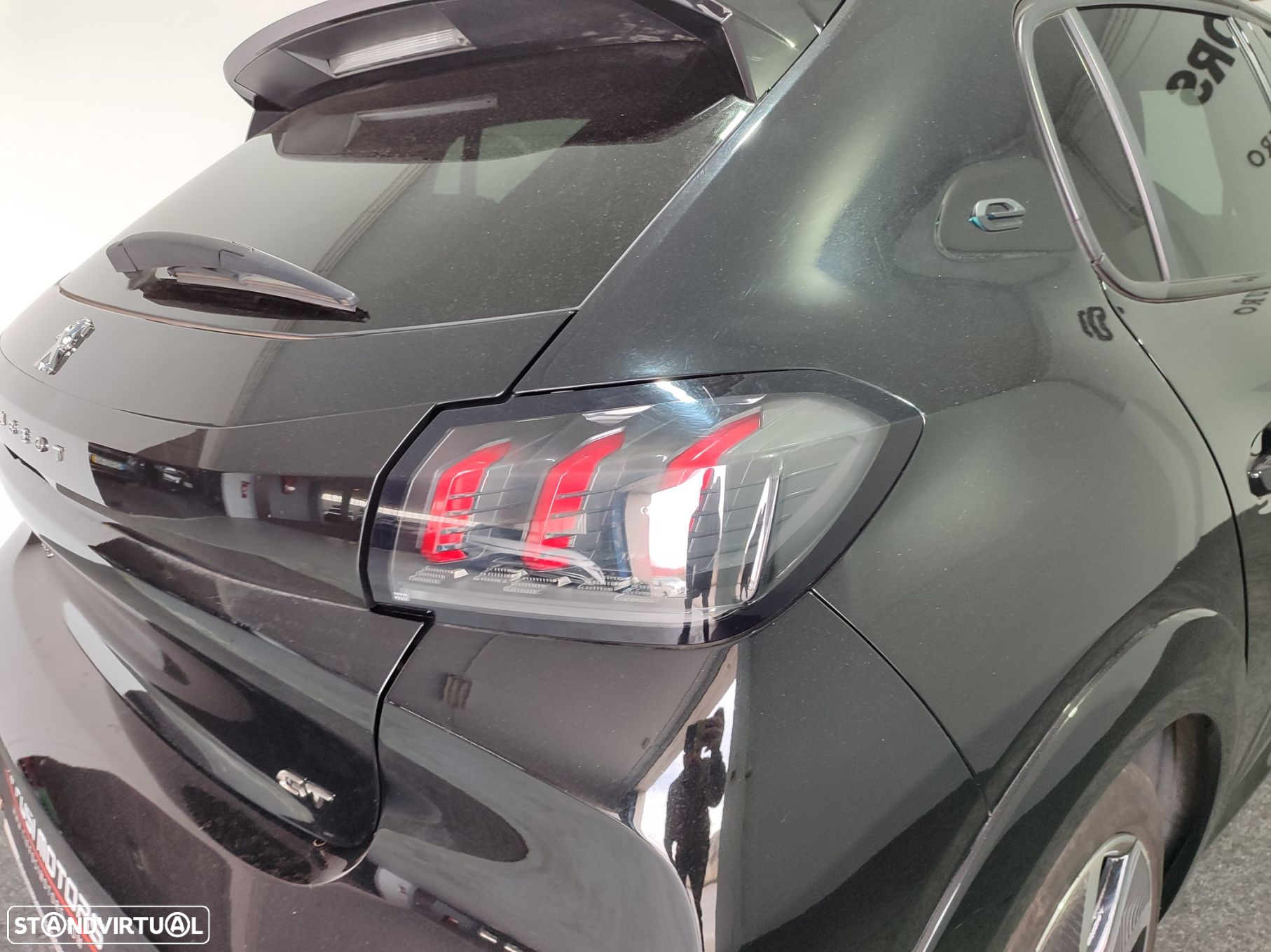 Peugeot e-208 50 kWh GT Line - 9