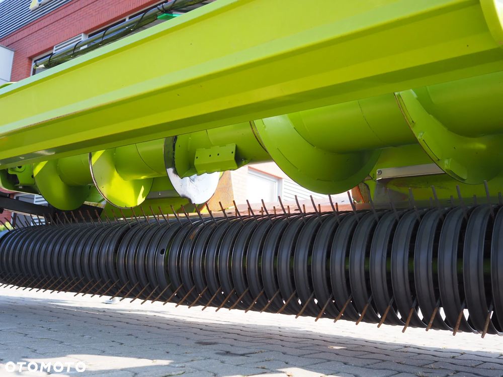 Claas PICK UP 300 - 13