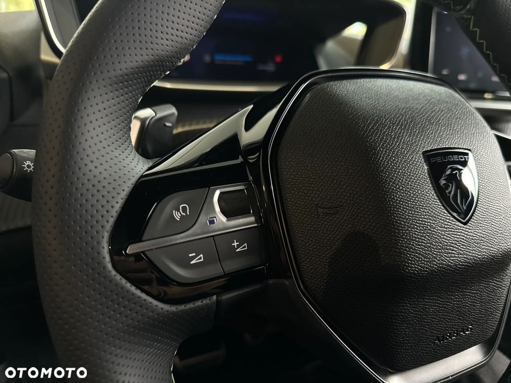 Peugeot 2008 PureTech mHEV GT e-DCS6 - 23