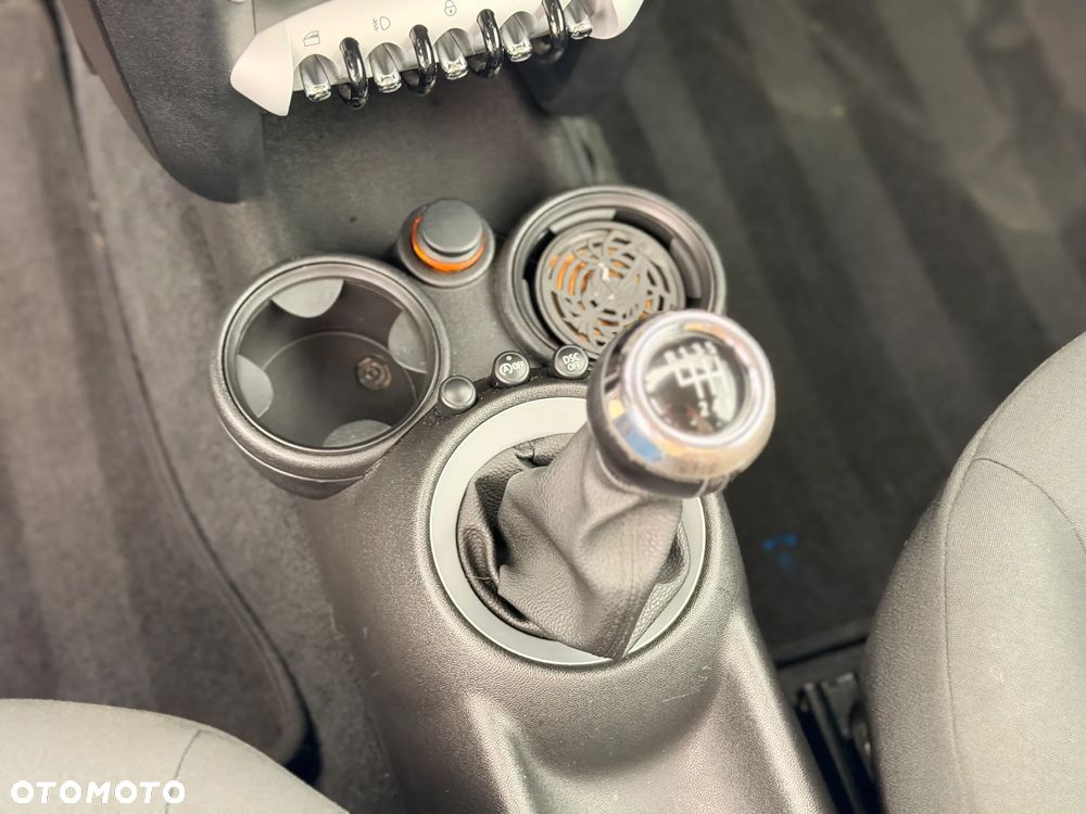 MINI ONE Standard - 18