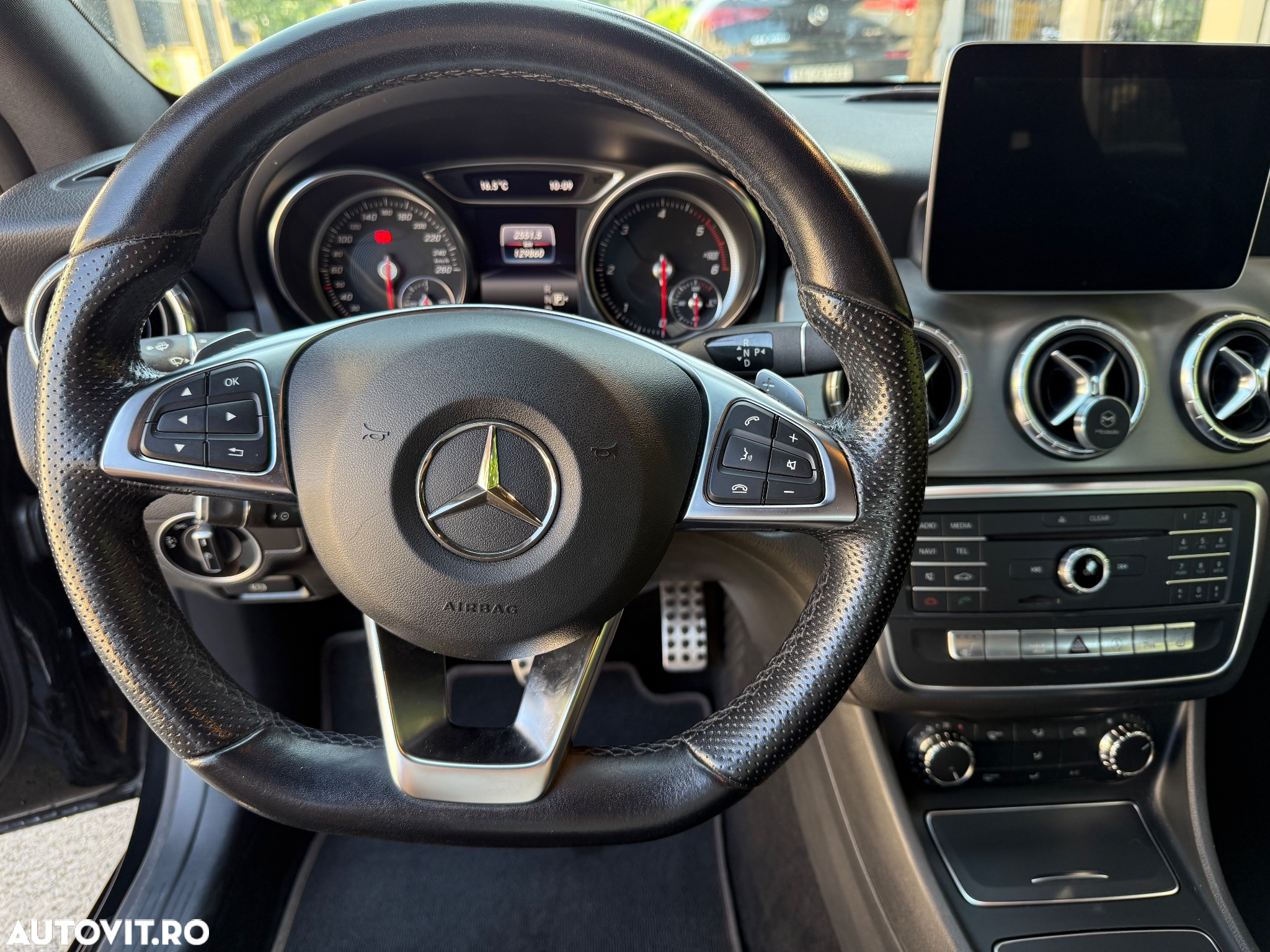 Mercedes-Benz CLA 220 d Aut. - 5