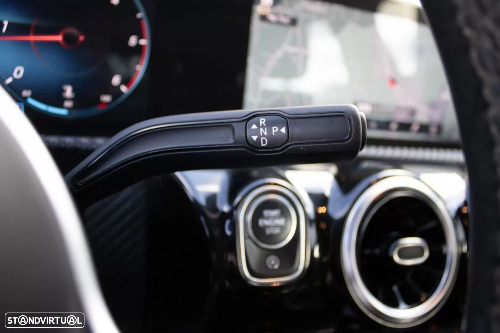 Mercedes-Benz CLA 180 d 8G-DCT Edition Progressive Line — fotografia 34